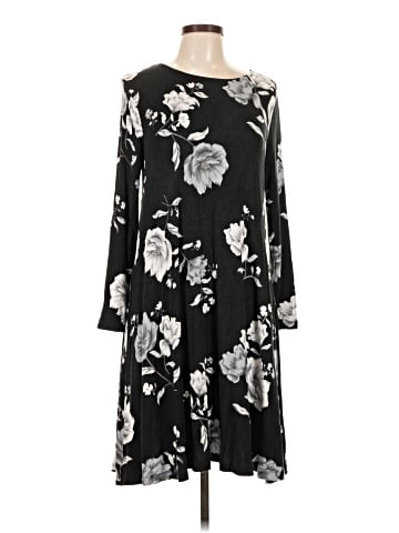 Old Navy Casual Dress (view 1)