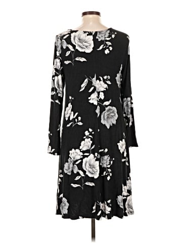 Old Navy Casual Dress (view 2)