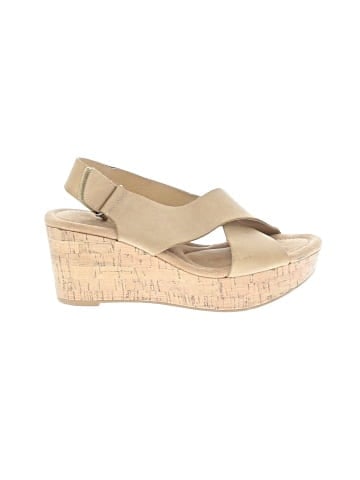 Unbranded Wedges (view 1)