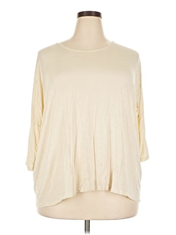 Dainty Hooligan 3/4 Sleeve Top (view 1)