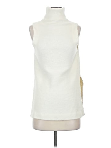 Elizabeth and James Sleeveless Top (view 1)