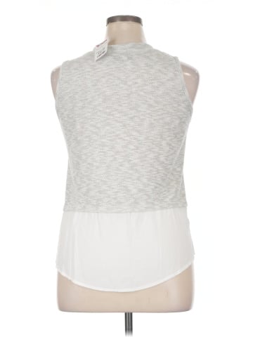 W5 Sleeveless Top (view 2)