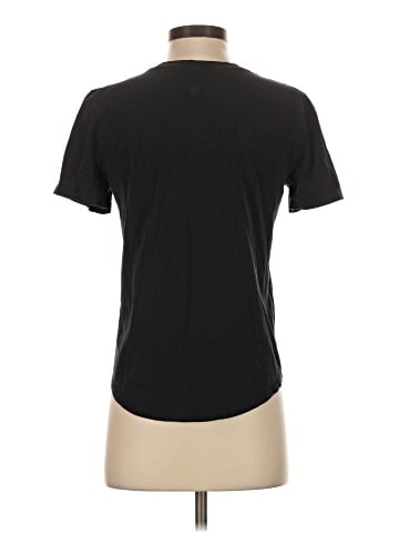 Lululemon Athletica Short Sleeve T-Shirt (view 2)