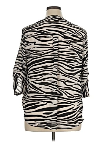 Torrid 3/4 Sleeve Blouse (view 2)