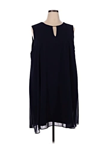 Signature collection Casual Dress (view 1)