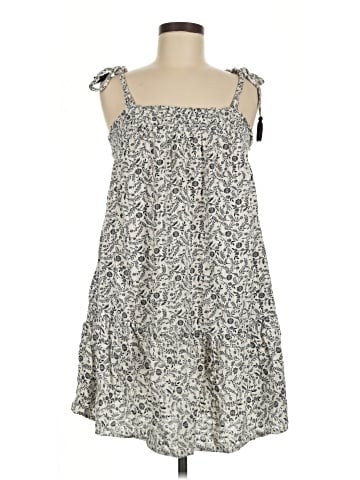 Old Navy Casual Dress (view 1)