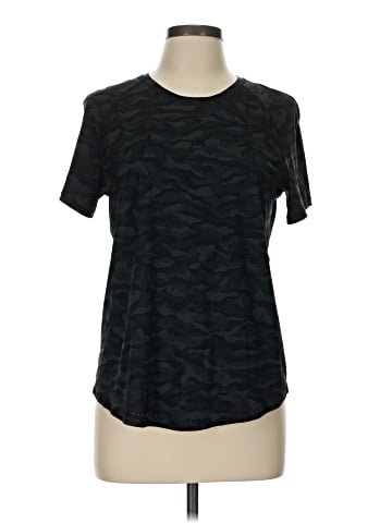 Lululemon Athletica Active T-Shirt (view 1)