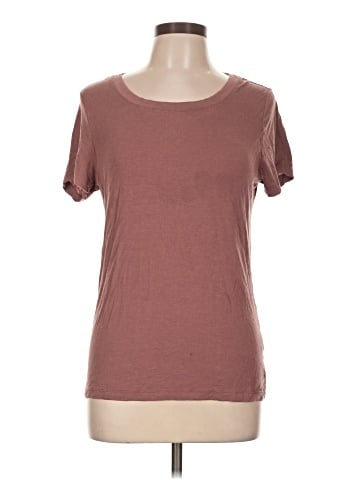 Victoria's Secret Short Sleeve T-Shirt (view 1)