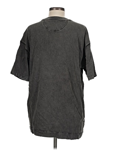 Gap Short Sleeve T-Shirt (view 2)