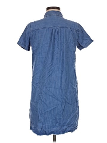 Old Navy Casual Dress (view 2)
