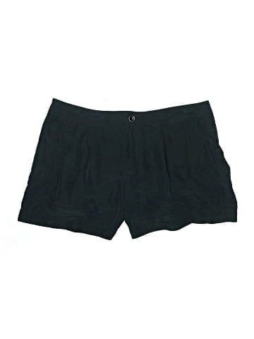 Gap Shorts (view 1)