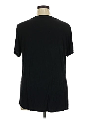 Amaryllis Short Sleeve T-Shirt (view 2)