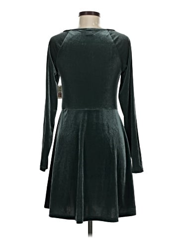 Old Navy Cocktail Dress (view 2)