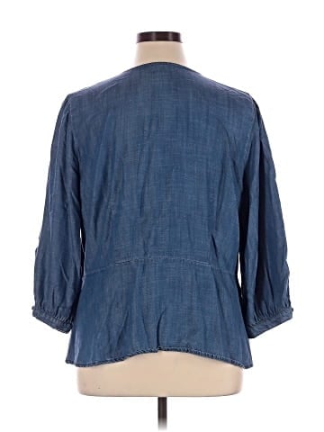 Liz Claiborne 3/4 Sleeve Button-Down Shirt (view 2)