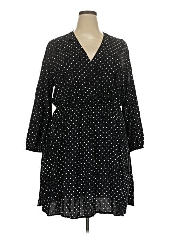 Old Navy Casual Dress (view 1)