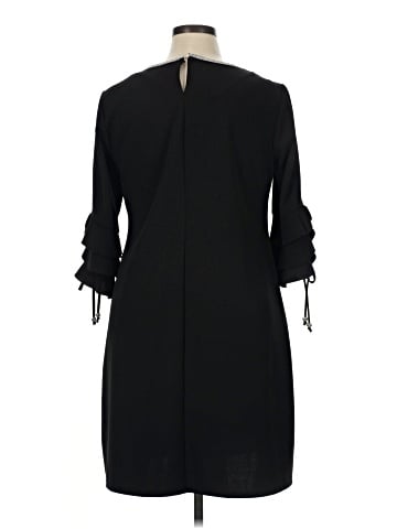 Roz & Ali Casual Dress (view 2)