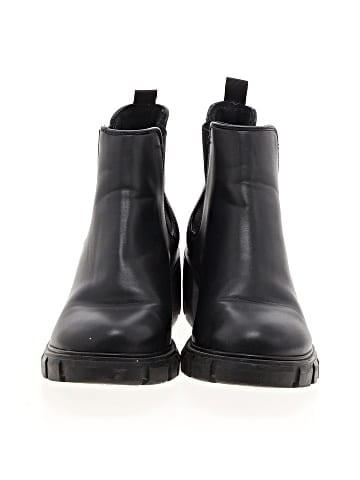 Steve Madden Ankle Boots (view 2)