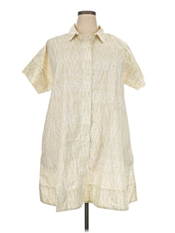 Ann Taylor LOFT Short Sleeve Button-Down Shirt (view 1)