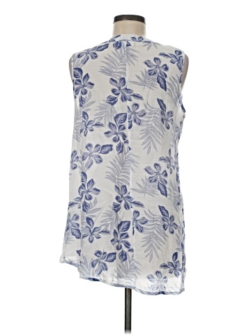 North Style Sleeveless Blouse (view 2)
