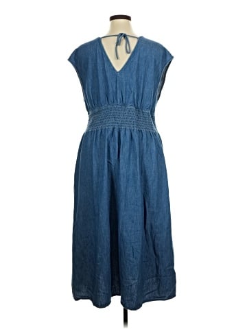 Old Navy Casual Dress (view 2)