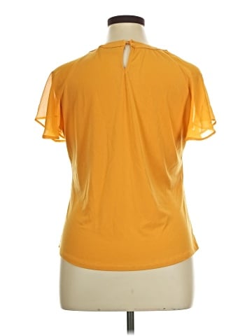 7th Avenue Design Studio New York & Company Short Sleeve T-Shirt (view 2)