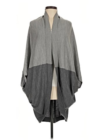 Amour Vert Poncho (view 1)