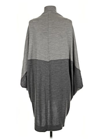 Amour Vert Poncho (view 2)