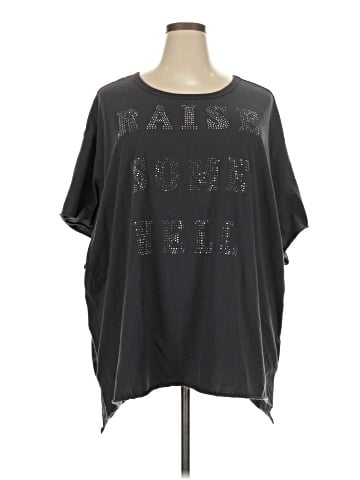 Torrid Short Sleeve T-Shirt (view 1)