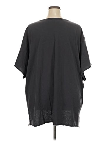 Torrid Short Sleeve T-Shirt (view 2)