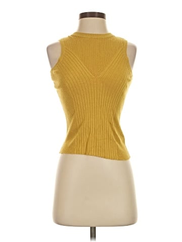 Express Outlet Sleeveless T-Shirt (view 1)