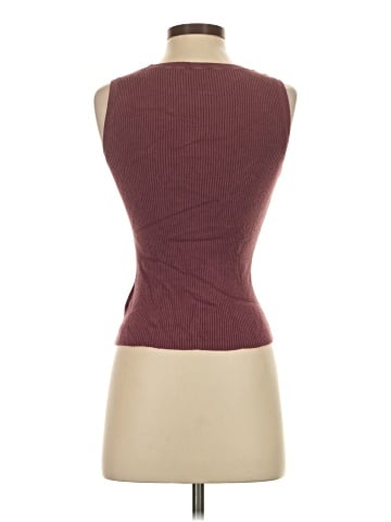 Express Outlet Sleeveless T-Shirt (view 2)