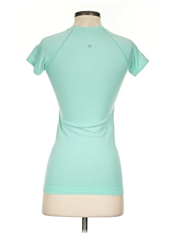 Lululemon Athletica Short Sleeve T-Shirt (view 2)