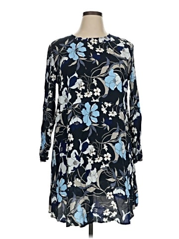 H&M Casual Dress (view 1)