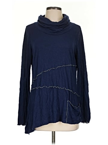 Chalet Long Sleeve Top (view 1)