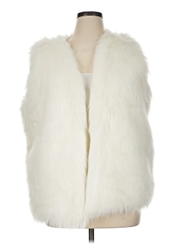 Time and Tru Faux Fur Vest (view 1)