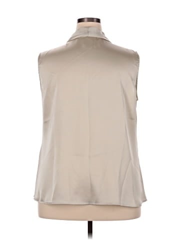 Kasper Sleeveless Blouse (view 2)