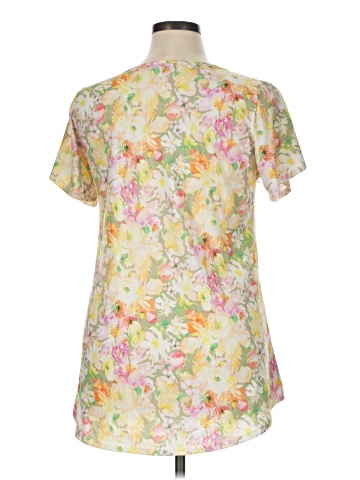 Lularoe Short Sleeve T-Shirt (view 2)