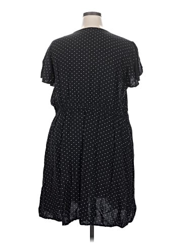 Old Navy Casual Dress (view 2)