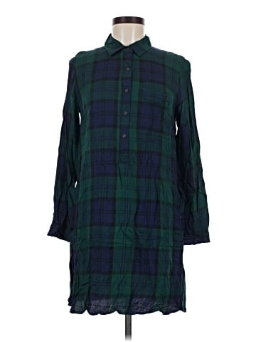 Old Navy Casual Dress (view 1)