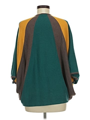 XXI Poncho (view 2)