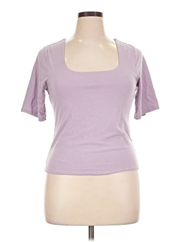 Old Navy Short Sleeve T-Shirt (view 1)