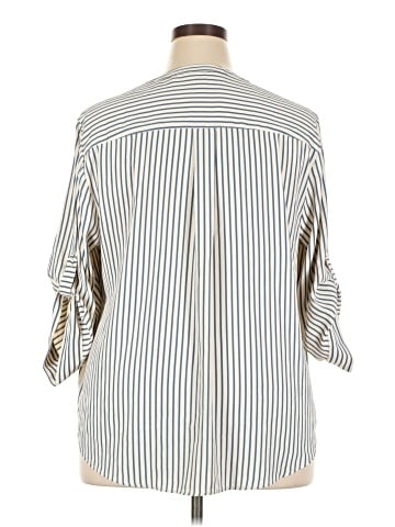 Torrid 3/4 Sleeve Blouse (view 2)