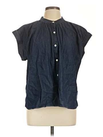 Ann Taylor LOFT Sleeveless Button-Down Shirt (view 1)