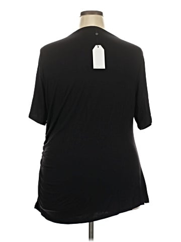 Universal Standard Short Sleeve Top (view 2)