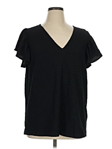 Ava & Viv Short Sleeve Top (view 1)