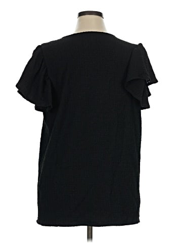Ava & Viv Short Sleeve Top (view 2)
