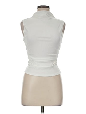 Unbranded Sleeveless T-Shirt (view 1)