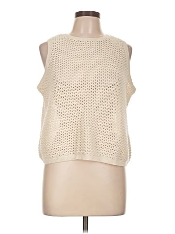 Old Navy Sleeveless T-Shirt (view 1)