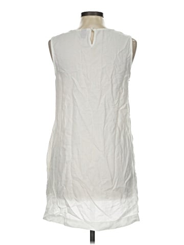 DAZY Sleeveless Top (view 2)