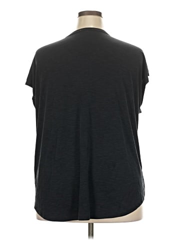 Maurices Short Sleeve Top (view 2)
